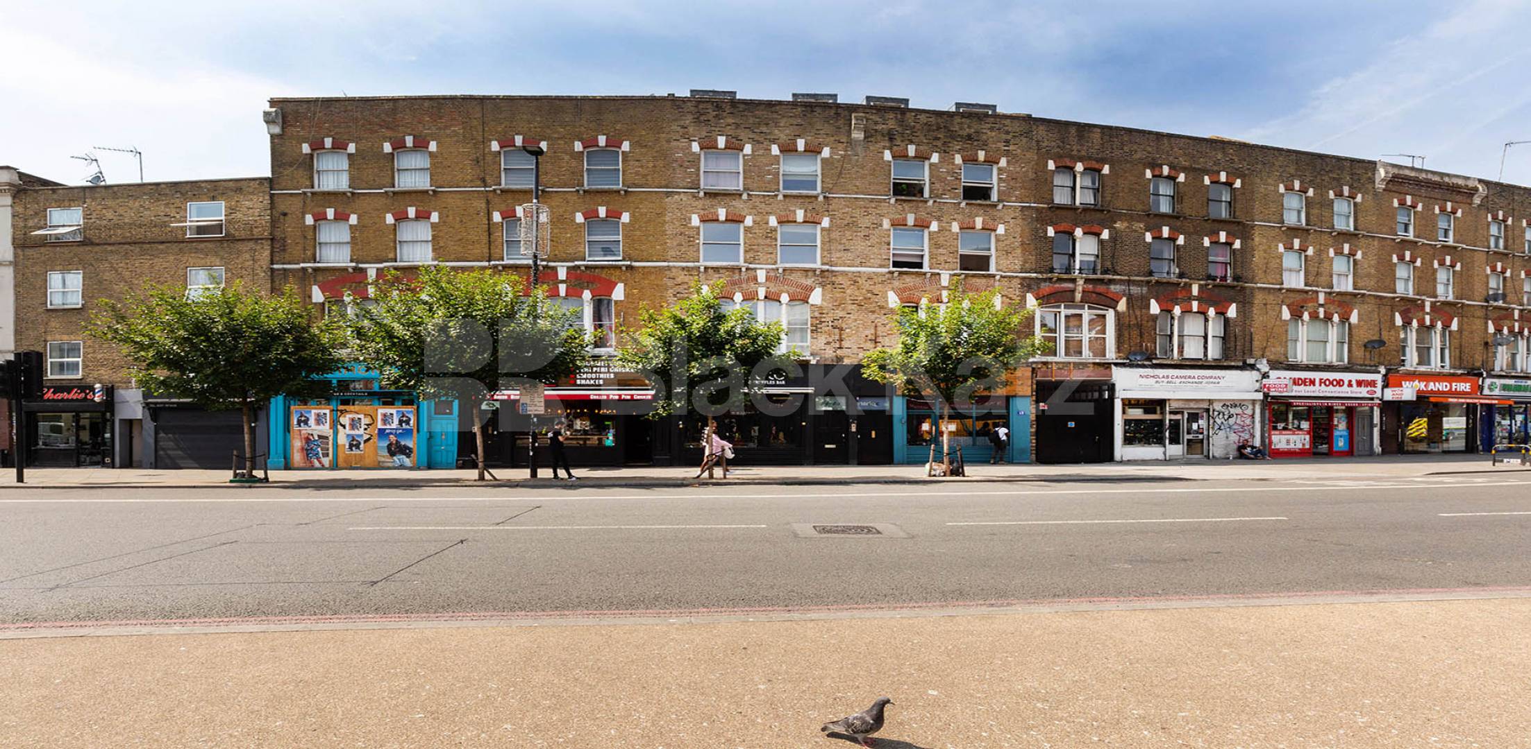 Split level 3 bed flat in Camden located within walking distance to UCL Camden High Street, Camden
